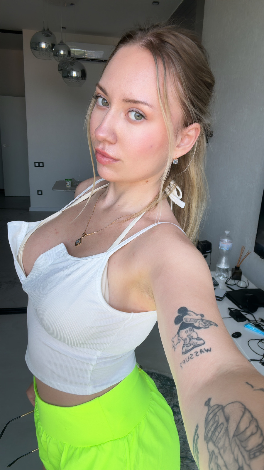 KateV in her underwear in Wuhu