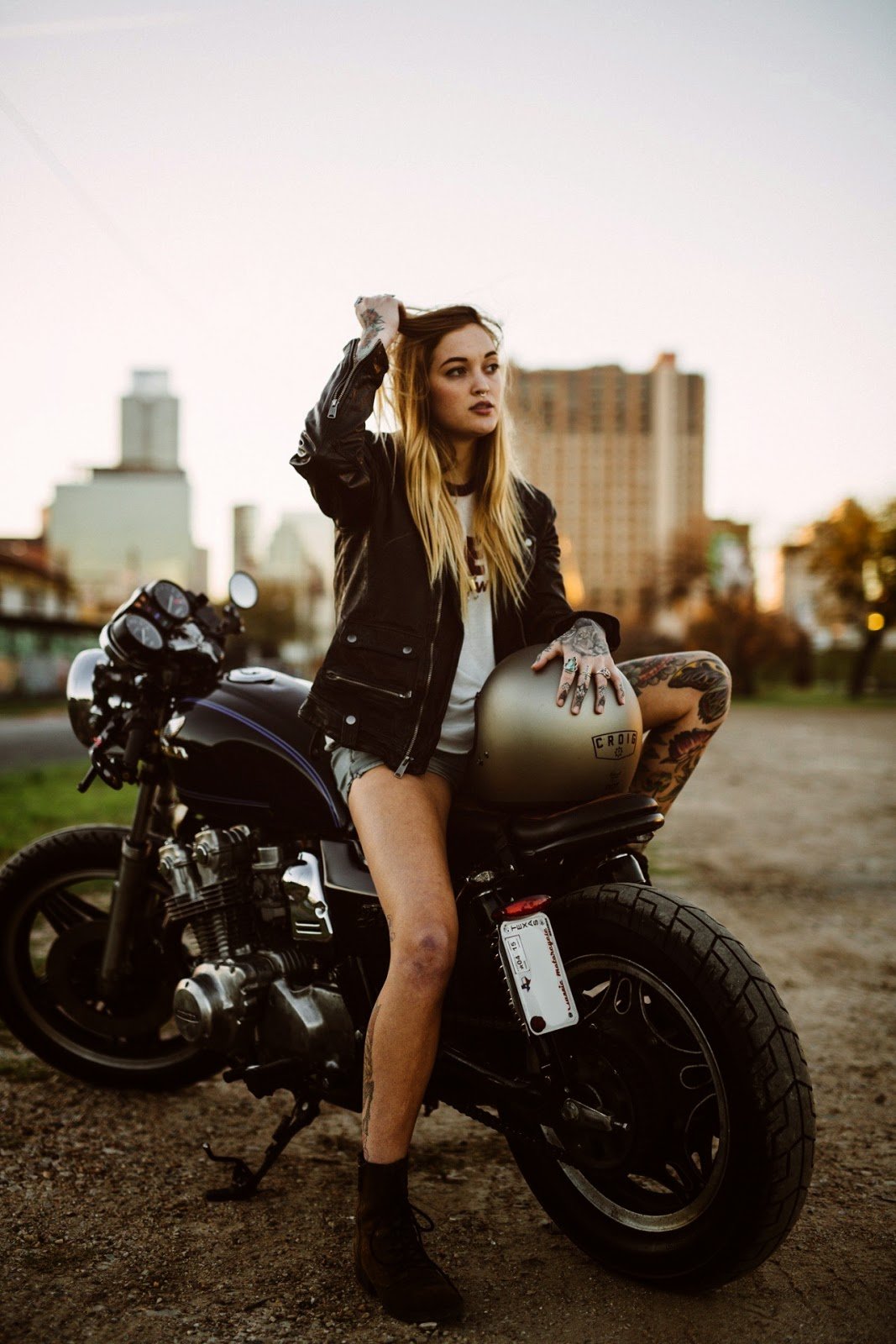 Beautiful girls and bikes in Wuhu