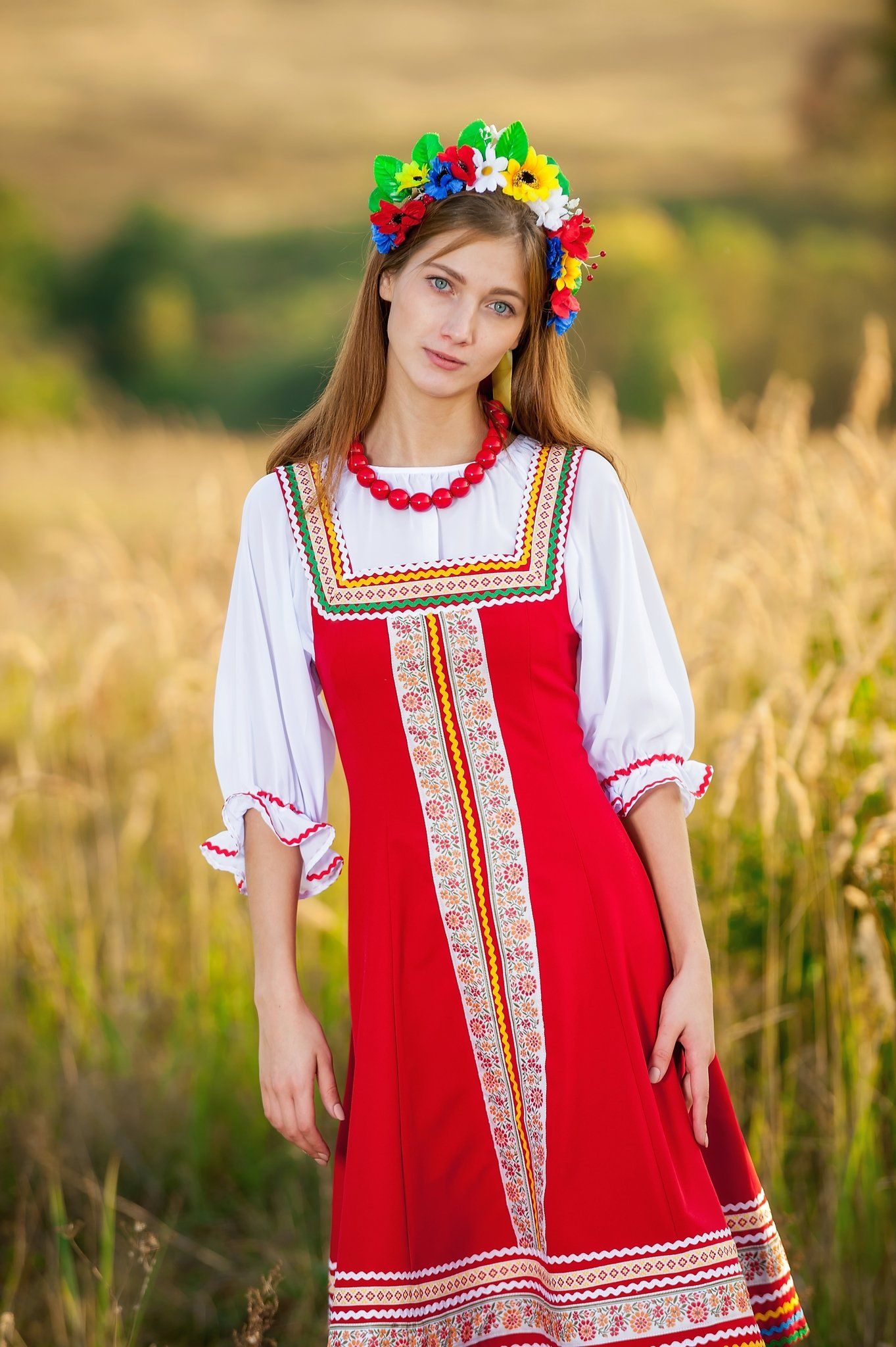 Women in Slavic costumes in Wuhu