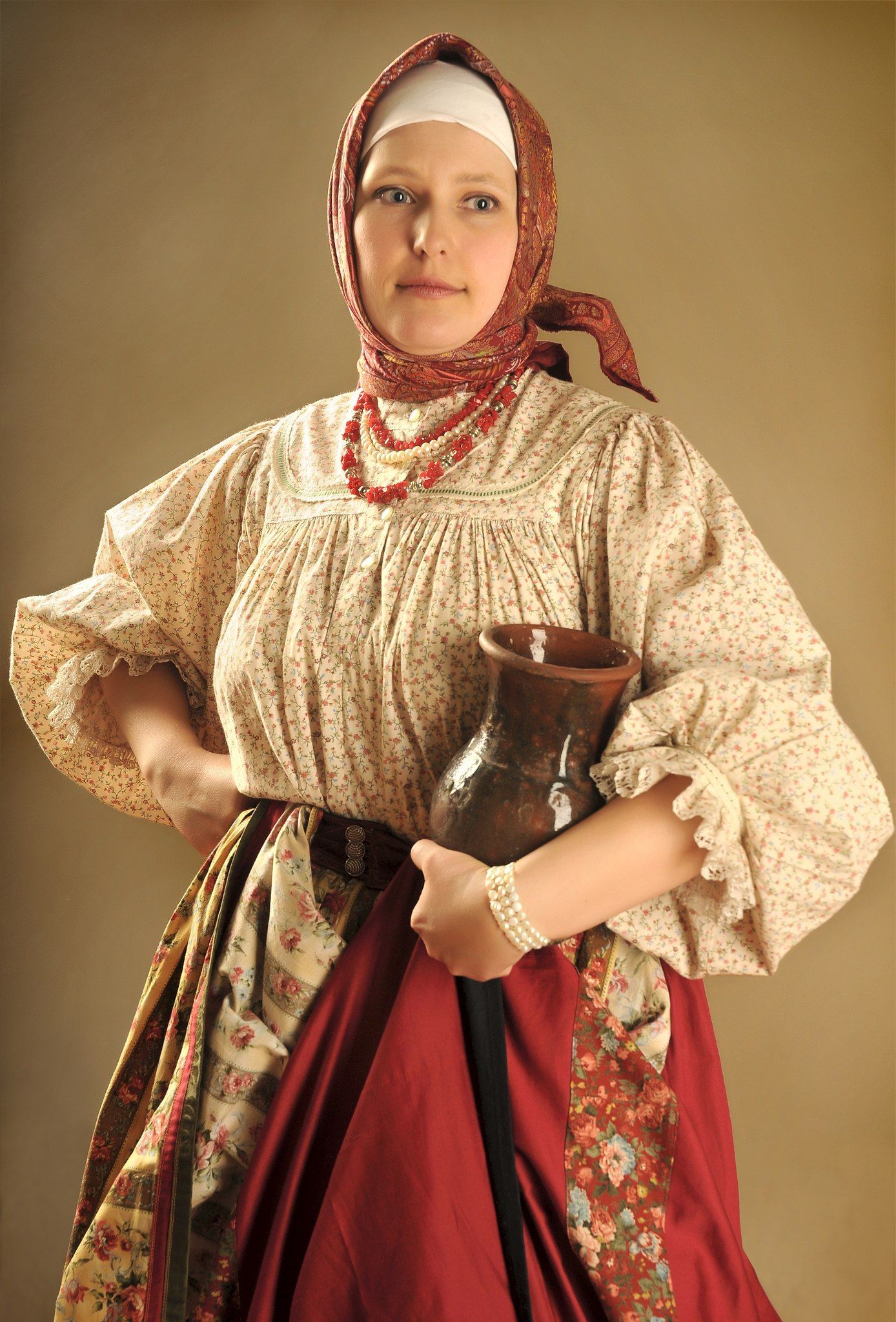 Girls in Slavic costumes in Wuhu